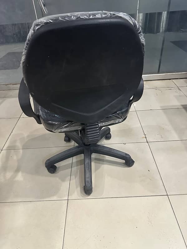 Office Chair/ Computer Chair/ Revolving Chair 1