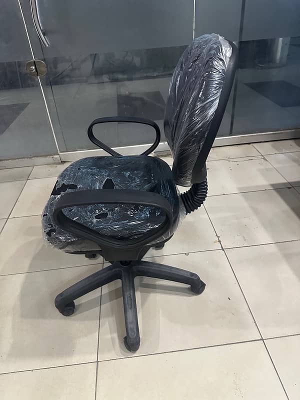 Office Chair/ Computer Chair/ Revolving Chair 2