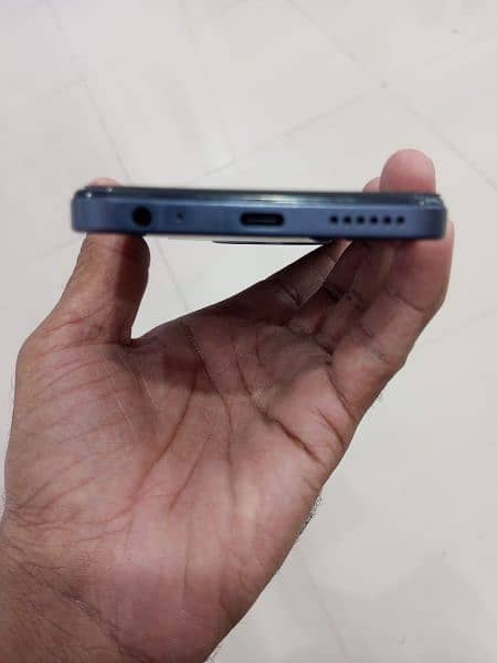 infinix smart 8 pro 4