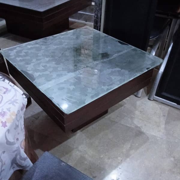 centre table with 2 side tables 2