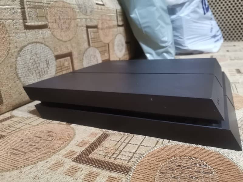 PS4 500GB 3