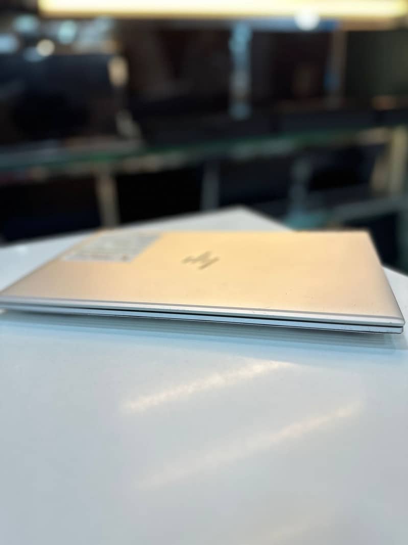 HP EliteBook x360 1030 G7 - 10th Gen Core i5 QuadCore 08 512SSD 0