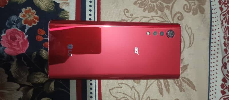 I'm selling my LG velvet 6GB ram 128 GB room 1