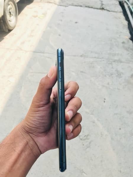 Iphone 11 Pro Max PTA Approved 6