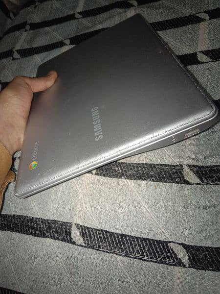 Chrome Book 10