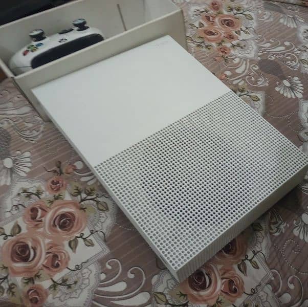 Xbox one s500 GB 8