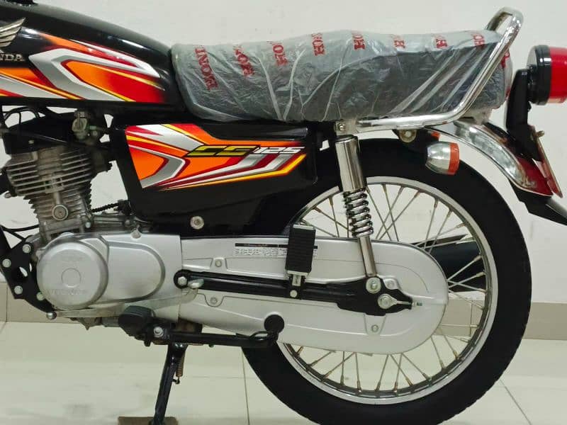 Honda CG 125 2022 Model 3