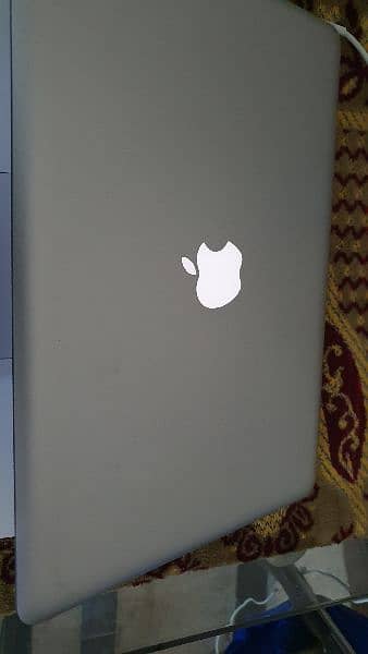 Macbook mid 2012 Core i5 8gb ram 500 hdd 1