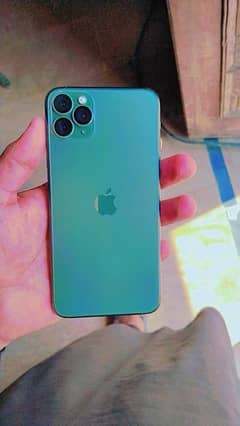 I phone 11 pro max pta approved with box battery and display chage