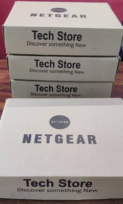 NETGEAR Gaming Router R8000 |Tri-Band | Nighthawk | AC3200 (With Box)