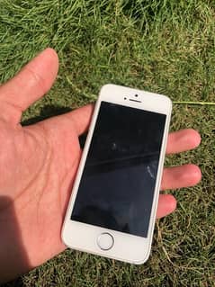 I Phone 5s like new Condition