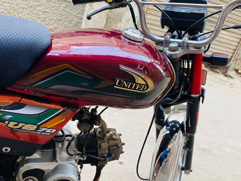 United 70cc in good condition 7