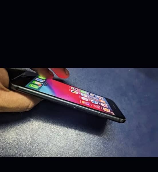 iPhone 7 128gb Factory non pta factory Unlock Al Working No single Iss 1