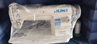 LOCK STITCH MACHINE JUKI