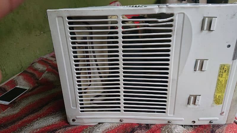 1 ton window Ac with steplizer 2