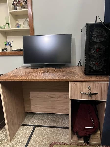 Computer table/Gaming table/Office table 3