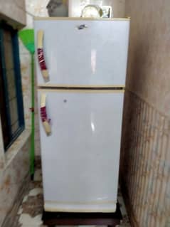 good condition fridge