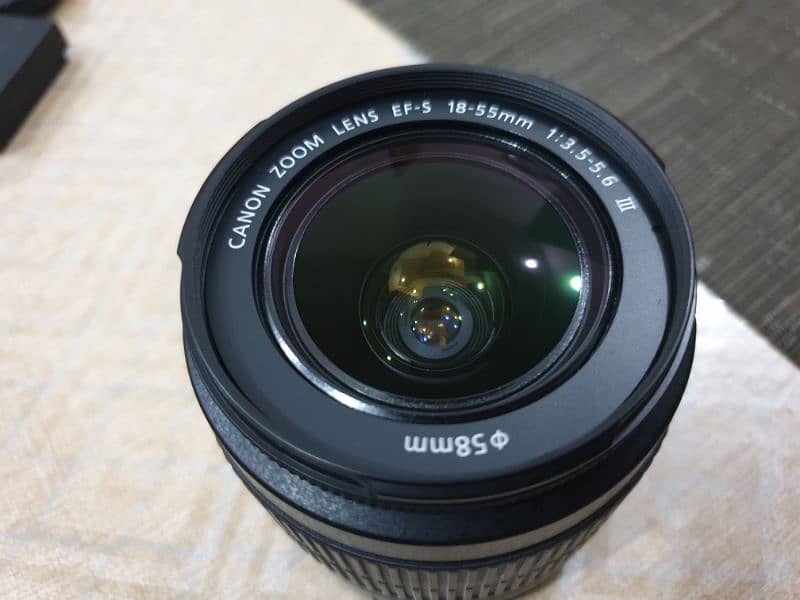 Urgent sale 200D Canon Brand new camra no usd 0.3. 0.0. 9.5. 2.3. 0.4. 1 5