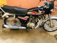 all ok Honda 125 19 modal black color