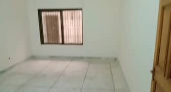 Allama Iqbal Town 1 Kanal Lower Portion For Rent