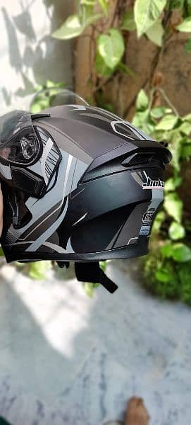 Helmet jeikei 1