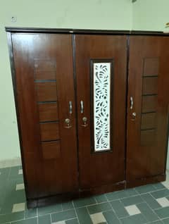 Divider, Side tables, dressing, 3 door almirah furniture for sell