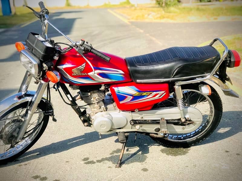 Honda cg1 125 euro2 2022 3