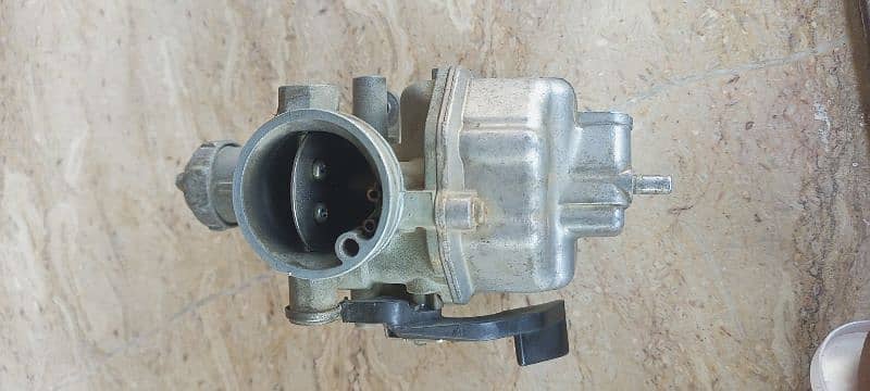 Honda Euro 125 Geniun carburetor 3