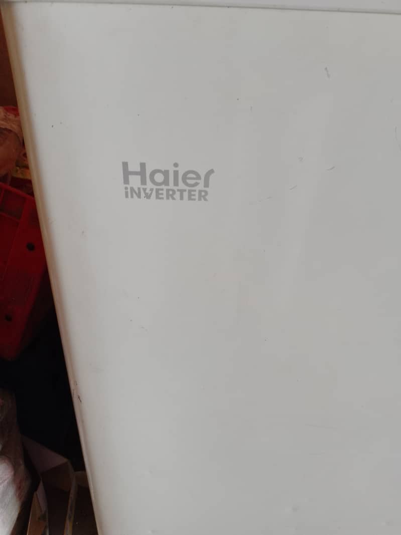 10/10 Condition Haire Invertor Frezer 1