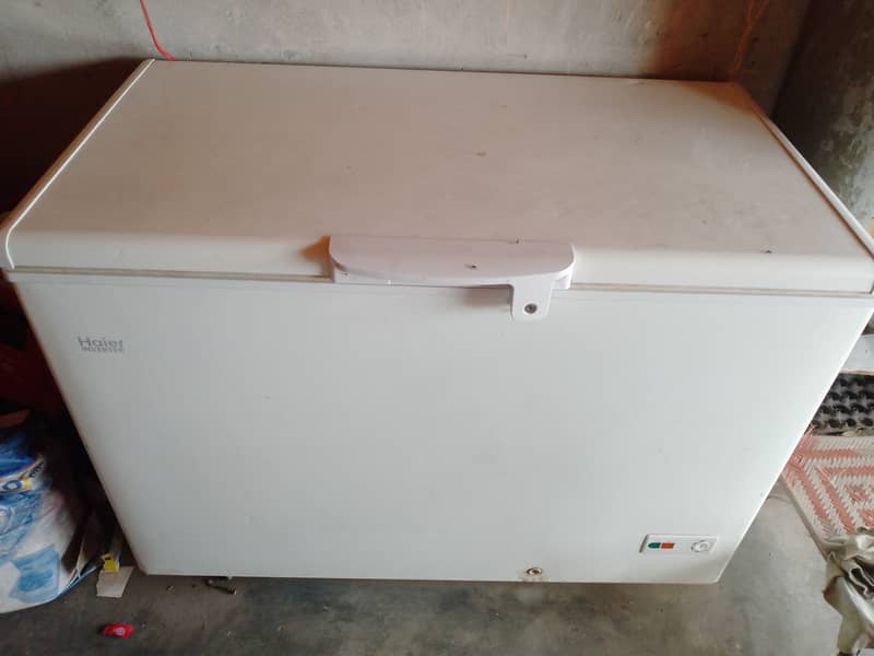 10/10 Condition Haire Invertor Frezer 2