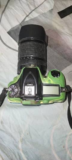 Nikon D7100 Camera 18-140 Lens