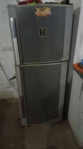 Dawnlance refrigerator for Sale 0