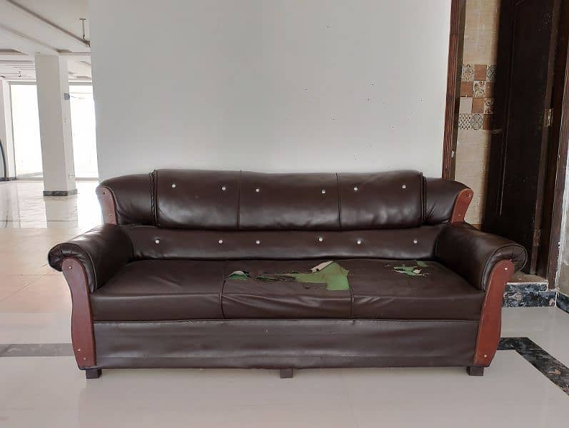 3 seater sofa 0