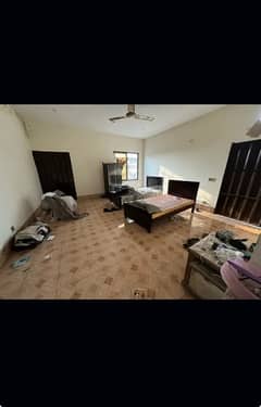 room for rent in faisal town