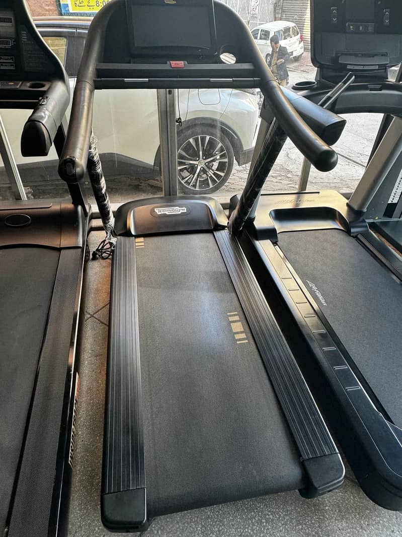 Treadmill | Electric Treadmill | Running machine| Lifefitness treadmil 4