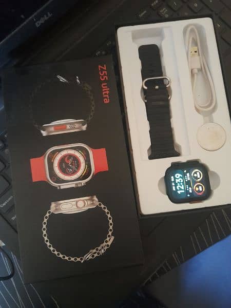 smart watch just like box pack lush condition 1