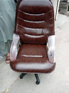 VIP office executive chair available at wholesale price available 0