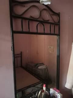 iron dressing table