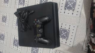 Ps4 500gb in Excellent Condition with 5 games