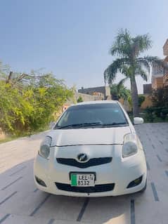 Toyota Vitz 2010