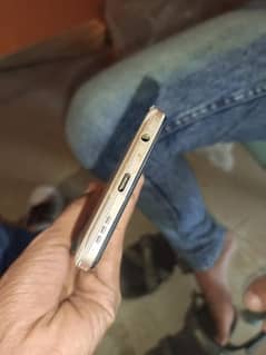 tecno camon 18t 6+128 halka sa bal he site par bus baki all OK he