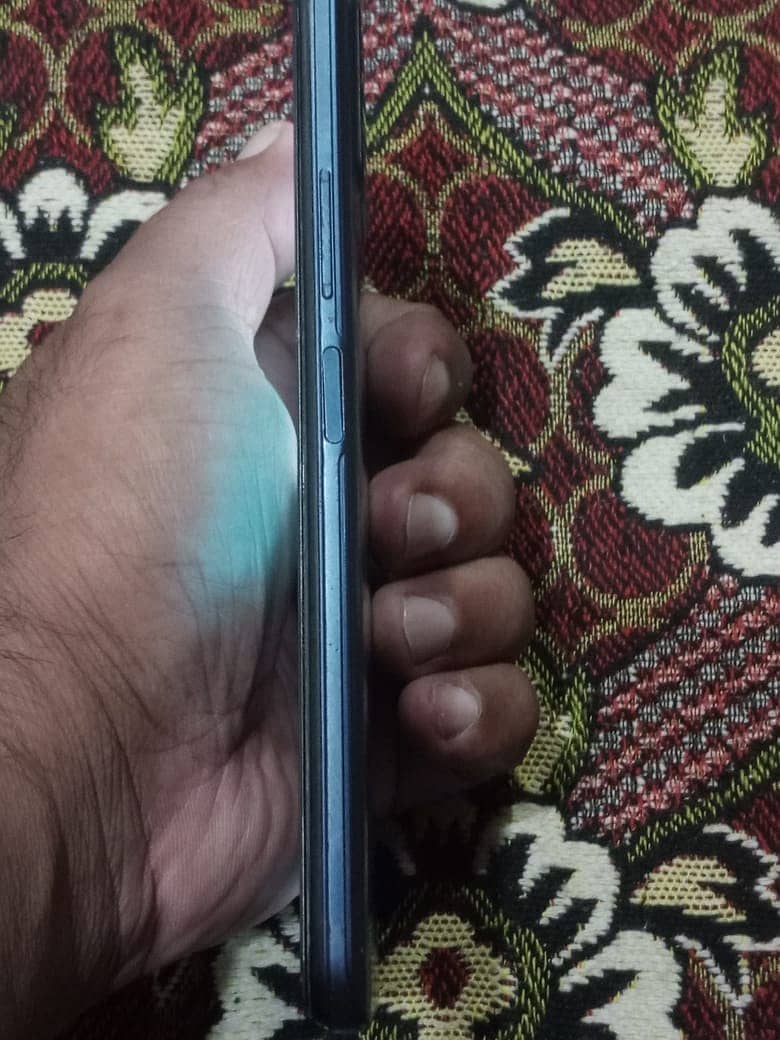 vivo y15s 3 32 GB PTA prof 5