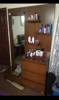 Dressing table for sale