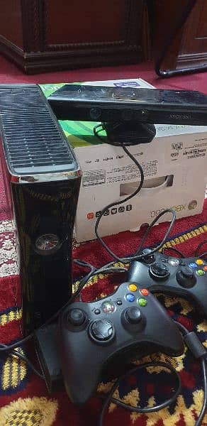 Xbox 360 slim with kinect 0