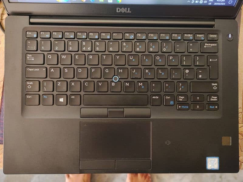 Dell latitude 7490 core i7 8th gen 03167886572(wtsap) urgent sale 1