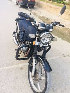 Suzuki 150 Mint condition urgent sell