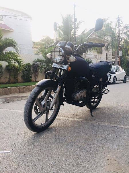 Suzuki 150 Mint condition urgent sell 5