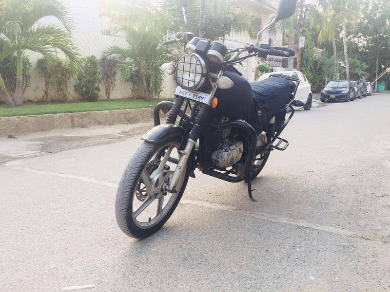 Suzuki 150 Mint condition urgent sell 6