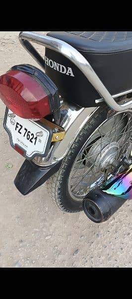 Honda 125 one hande use bike haa koi kam nhi haa 4