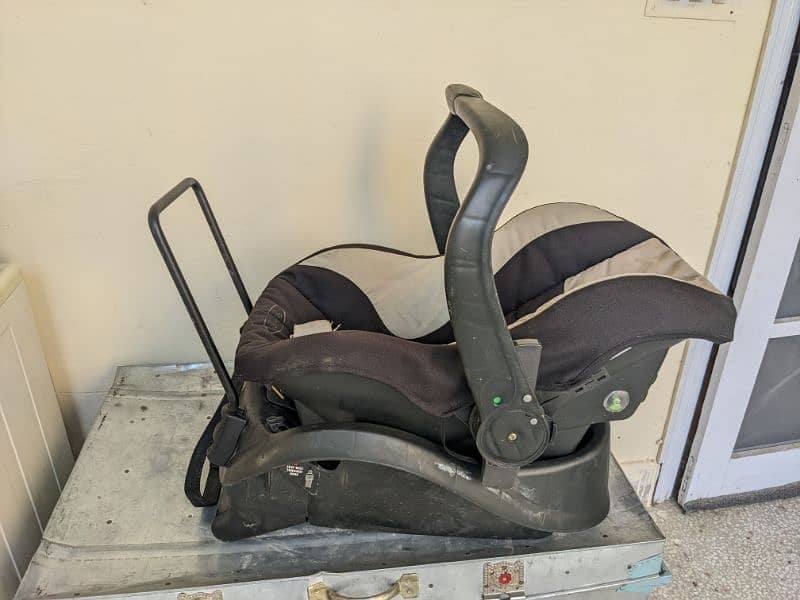 Car Infant's Seat 1